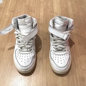 White Nike - Air Force 1’s - High Tops